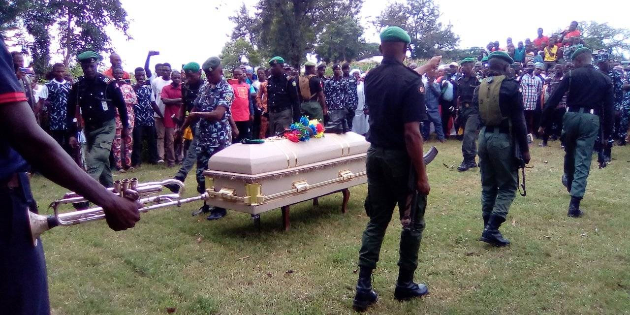 Photos from the burial of police orderly killed by terrorists who ambushed AIG Madaki in Bauchi 